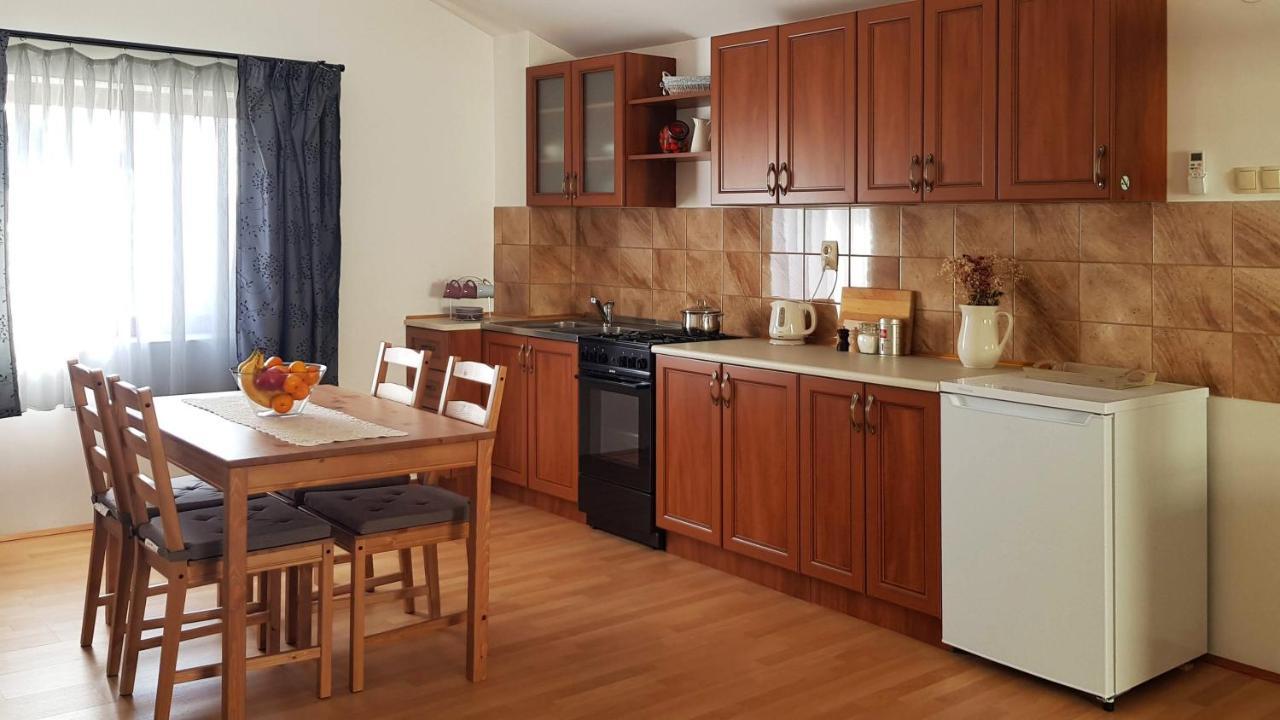 Križevci Apartman 13 מראה חיצוני תמונה