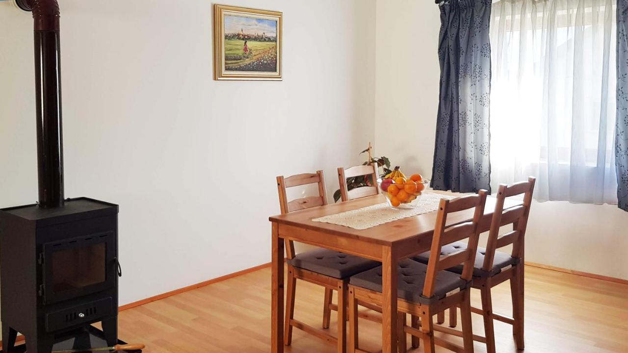 Križevci Apartman 13 מראה חיצוני תמונה